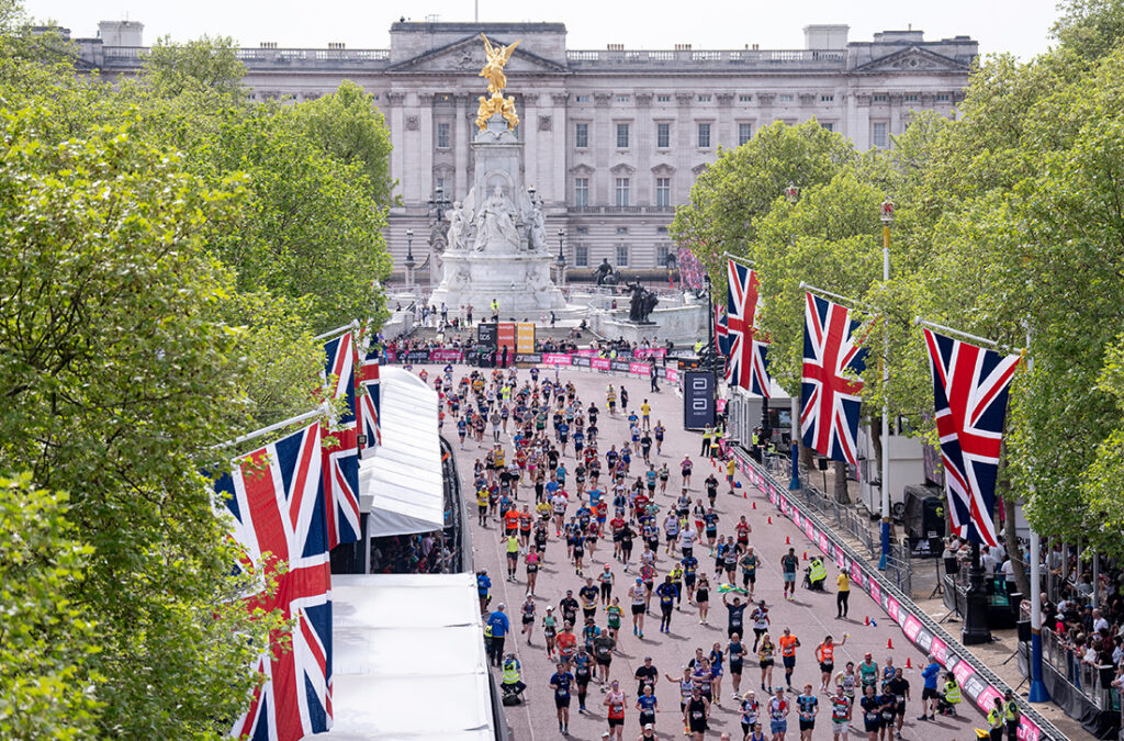 London Marathon breaks its own world record as 1,338,544 million enter 2027 ballot