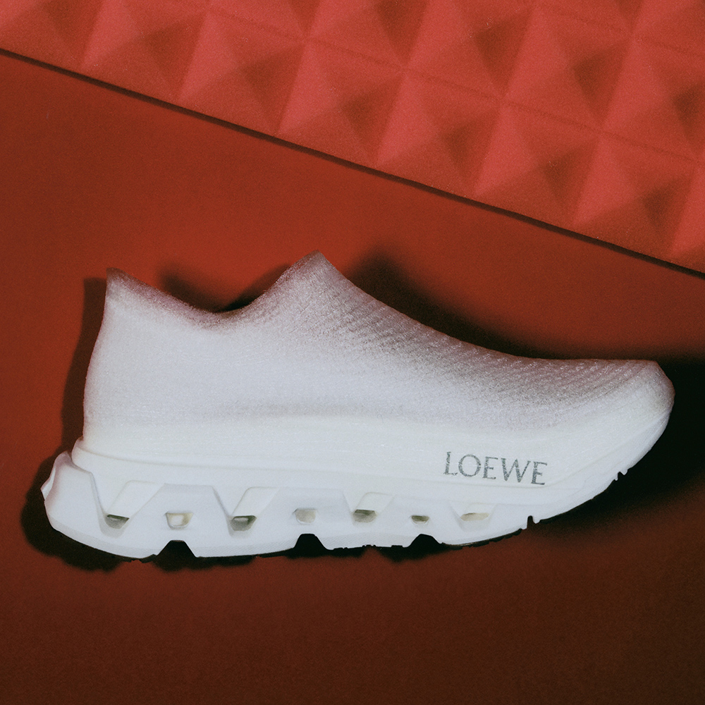 Loewe x On Lightspray Cloudmonster