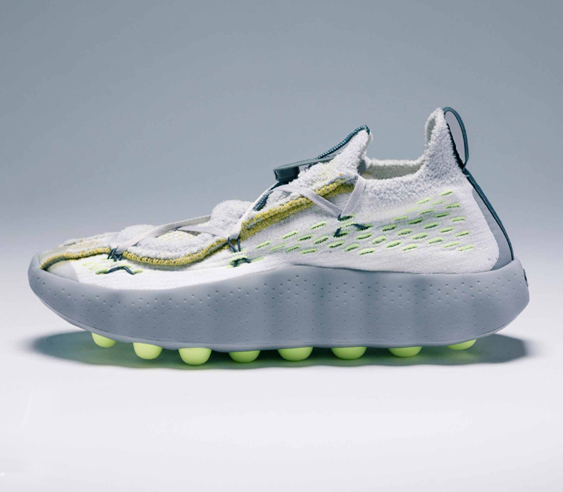 Nike Mind 002 Flyknit "Pure Platinum"