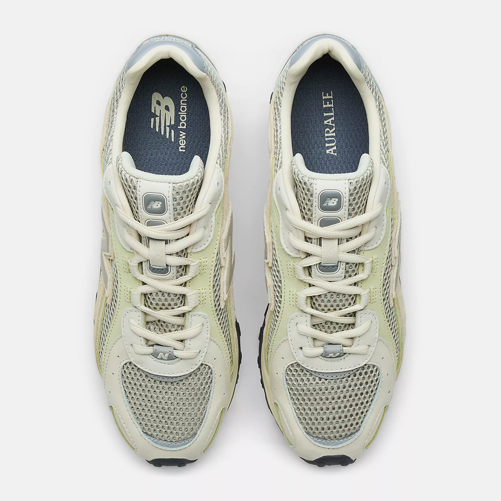 Auralee x New Balance 204L