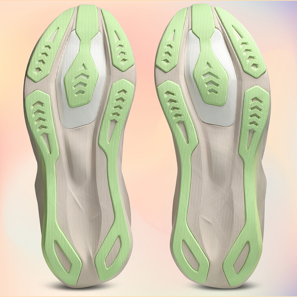 First Blast: Asics Novablast 6