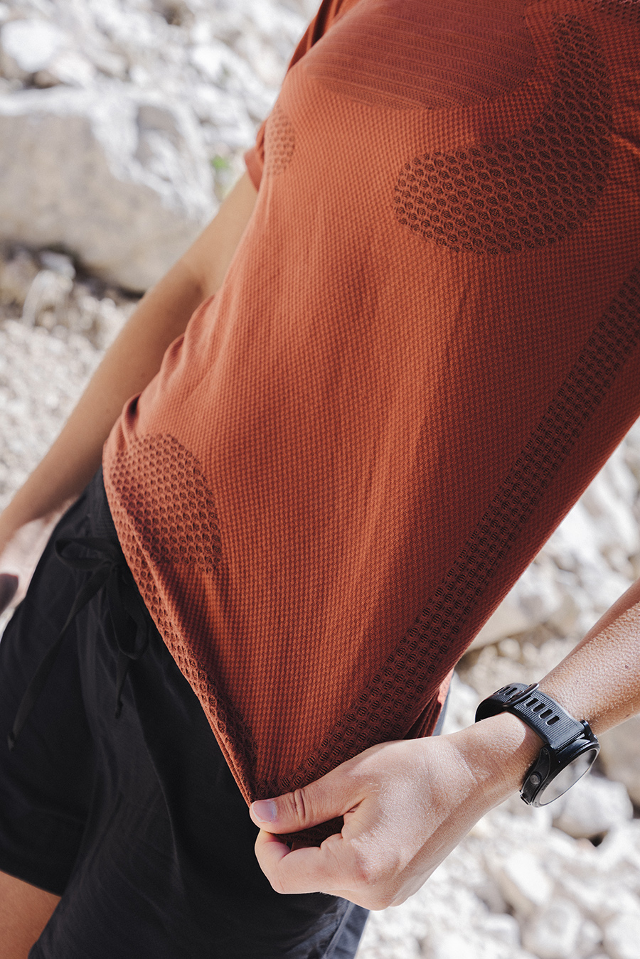 UYN Dolomya Trail Collection