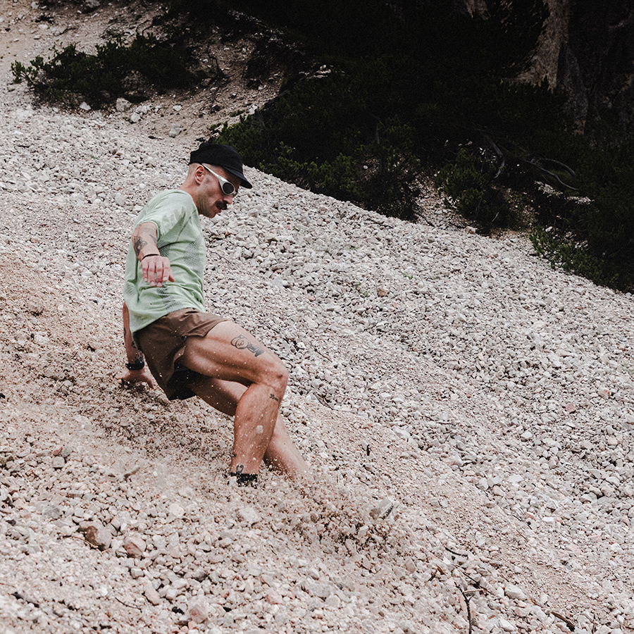 UYN Dolomya Trail Collection